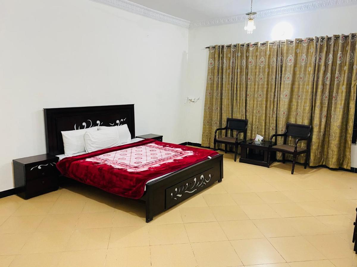 Lux Lounge Guest House Islamabad Ngoại thất bức ảnh