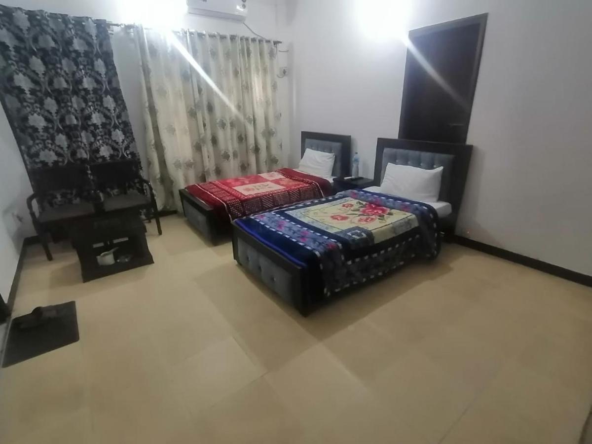 Lux Lounge Guest House Islamabad Ngoại thất bức ảnh